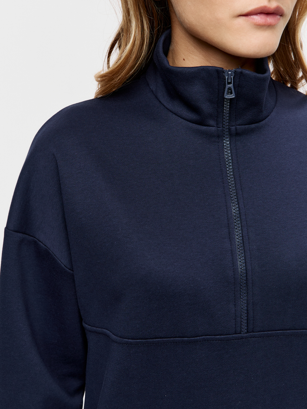 Темно-синий свитшот Reed