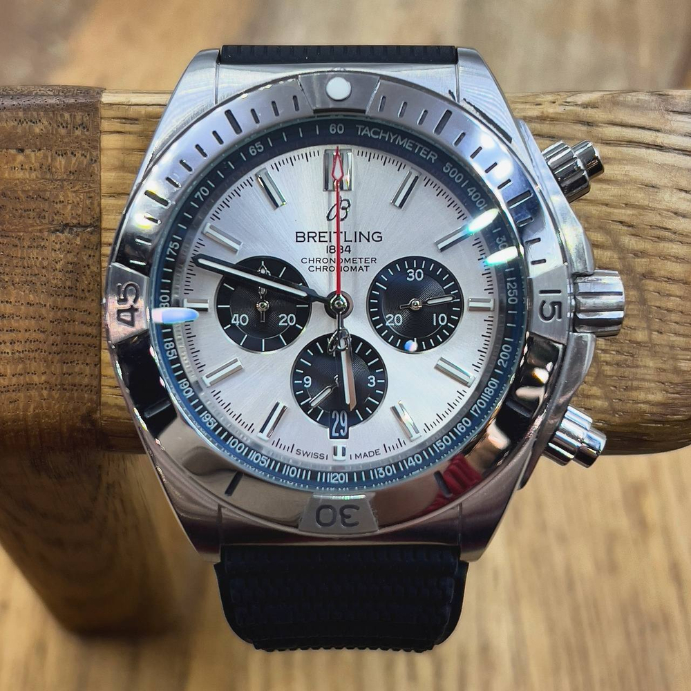 Часы Breitling
