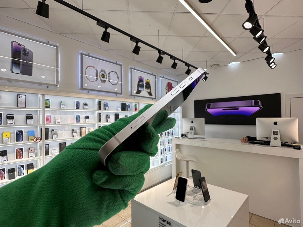 iPhone 13 256 ГБ б/у