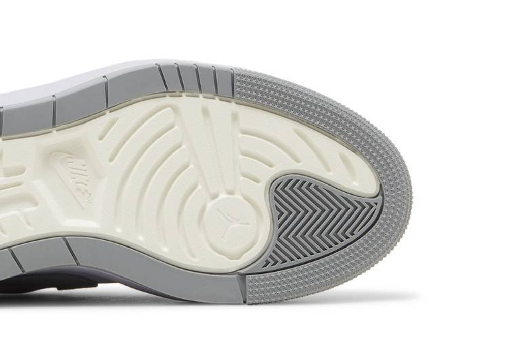 Кроссовки Jordan Air Jordan 1 Elevate Low "Stealth" (Женская размерная сетка)