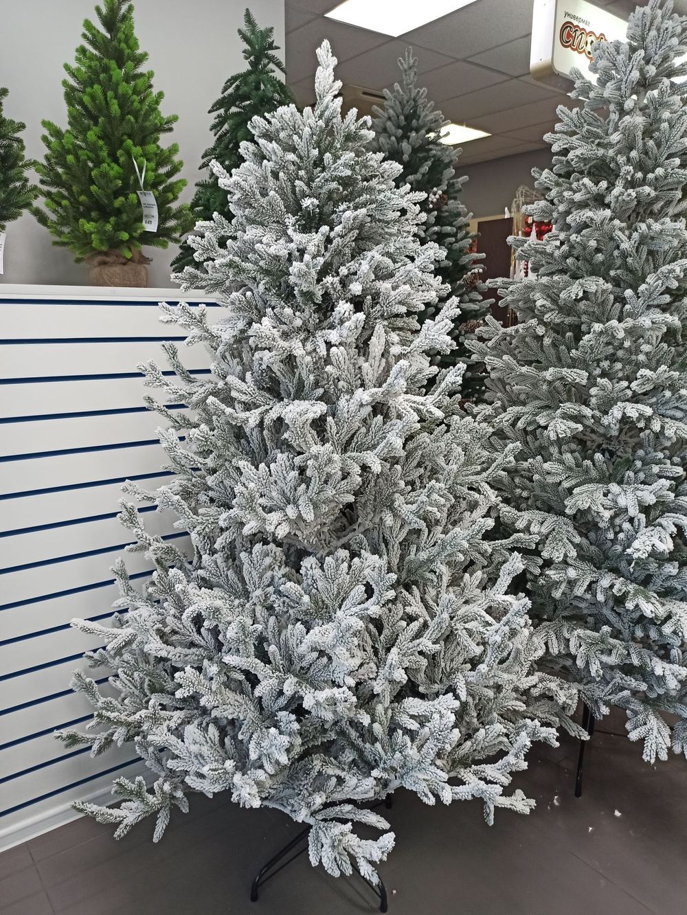 Заснеженная елка «Имперская» (литая+пвх) 180 см / 1.8 м