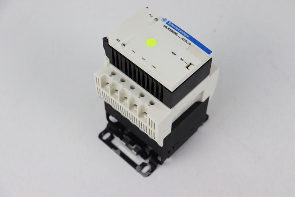 Schneider Electric ABL 8FEQ 24020