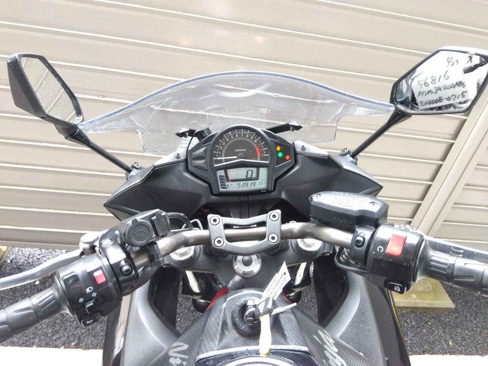 Kawasaki Ninja 400 043085