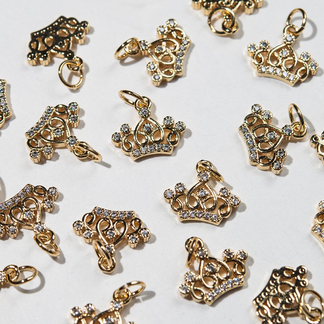 Подвеска "Корона", 11*12,5мм, фианиты, позолота