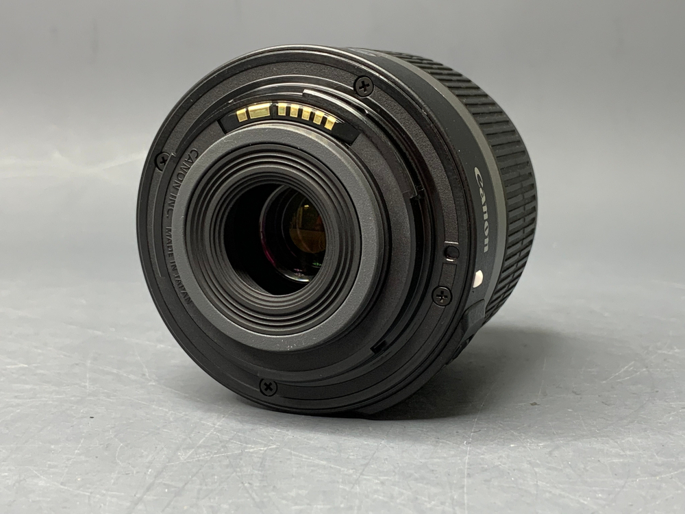 Canon 500D kit 18-55mm 3.5-5.6 IS 31690 кадров