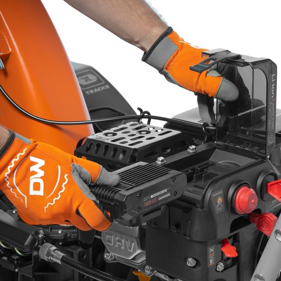 Бензиновый снегоуборщик DAEWOO S 8060