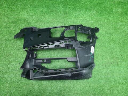 Кронштейн ПТФ левый BMW 5er G30 (17-20) M-paket