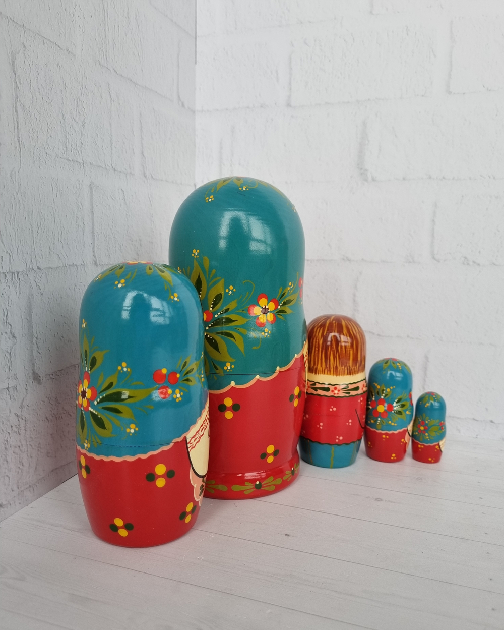 Матрешка "С курочкой" традиция 5 мест