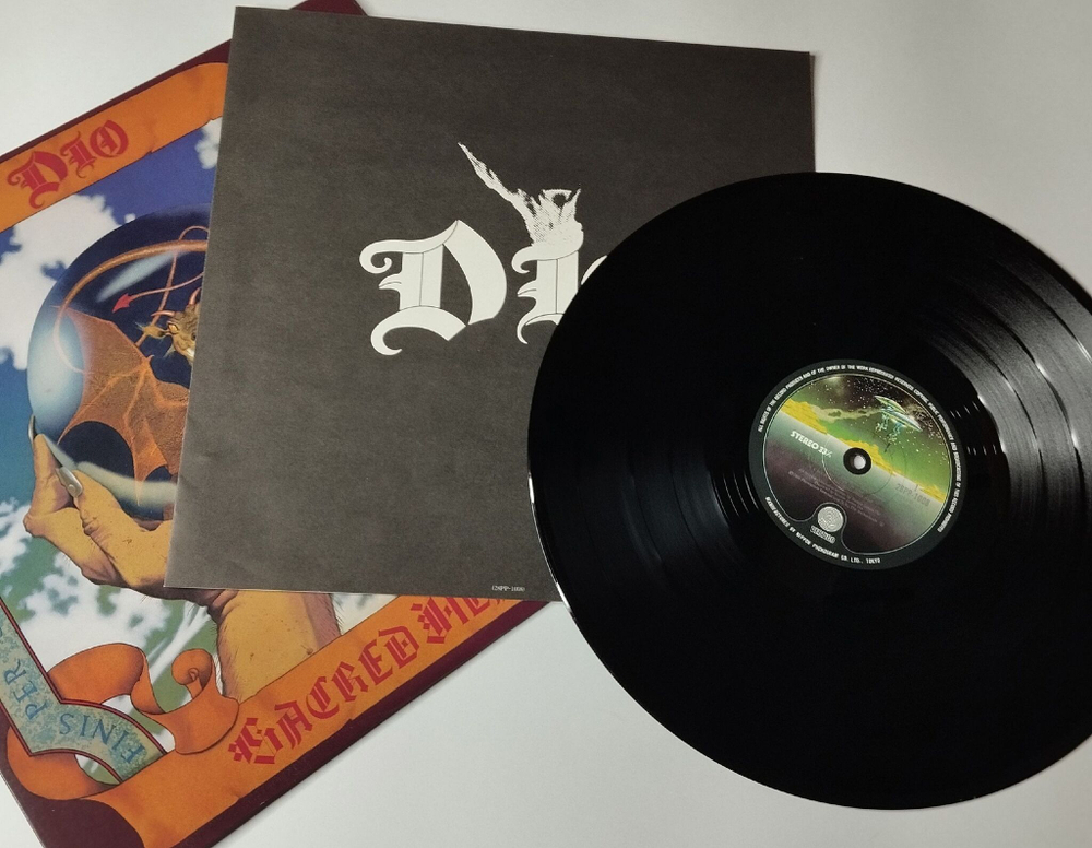 Винтажная виниловая пластинка LP Dio Sacred Heart (Japan 1985) (No Obi) Hungry For Heaven