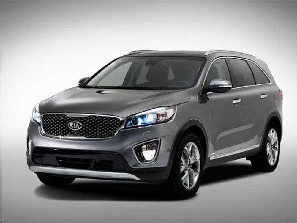 Стекло лобовое Kia Sorento с 2015 г. термальное с обогревом щеток с полосой (AGC (БОР))