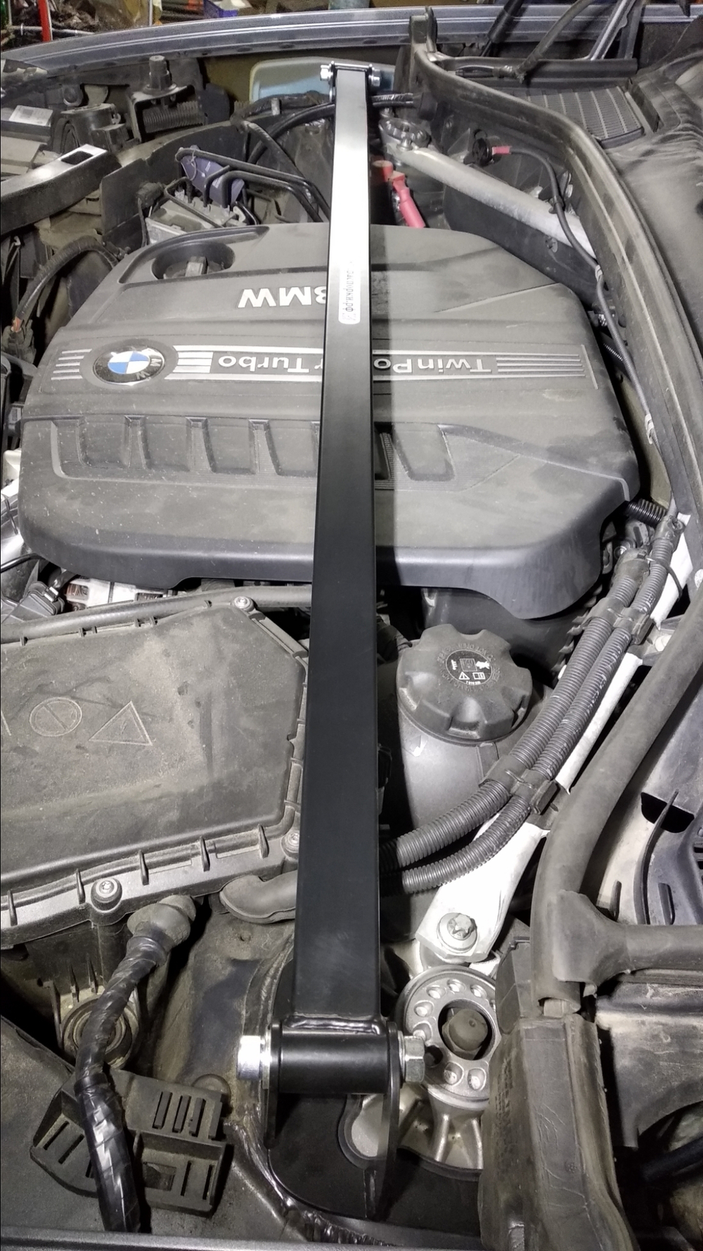 Распорка передних стоек BMW X3 F 25 (ПОД ЗАКАЗ)