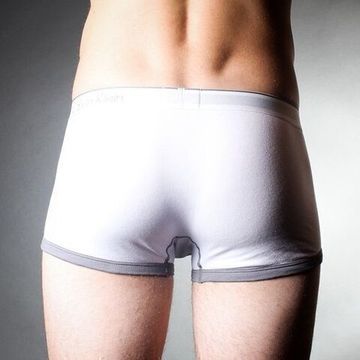 Мужские трусы боксеры белые Calvin Klein Boxer White