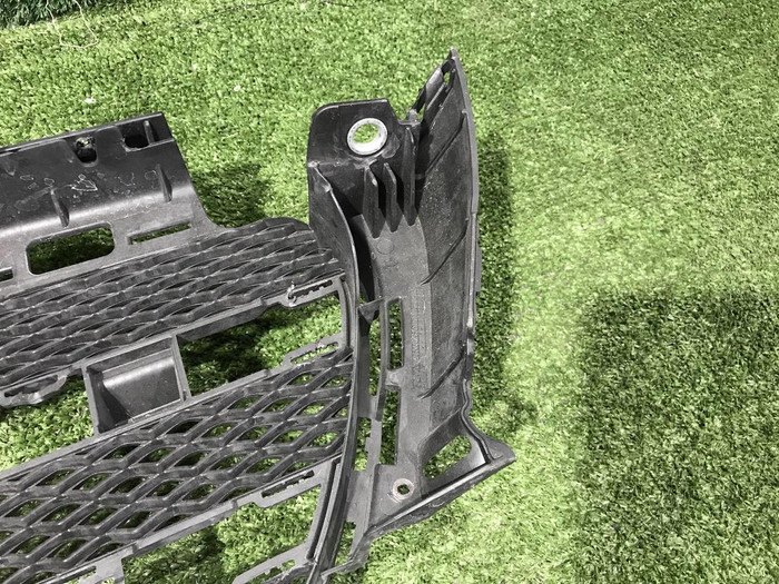 Решетка радиатора Mercedes E W213 (2016-2021)