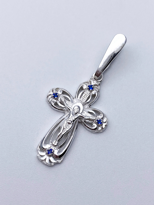 Крест из серебра/С подвижным ухом/С камнями