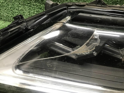 Битая Фара левая Lexus LX 3 15-23 LED Black Vision