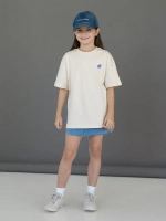 Бежевая футболка для девочки трикотажная