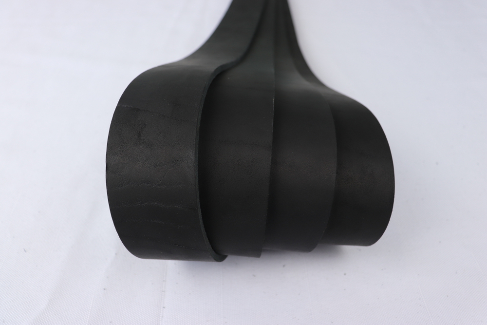 Ременная заготовка Блэк с жировой отделкой гладкая