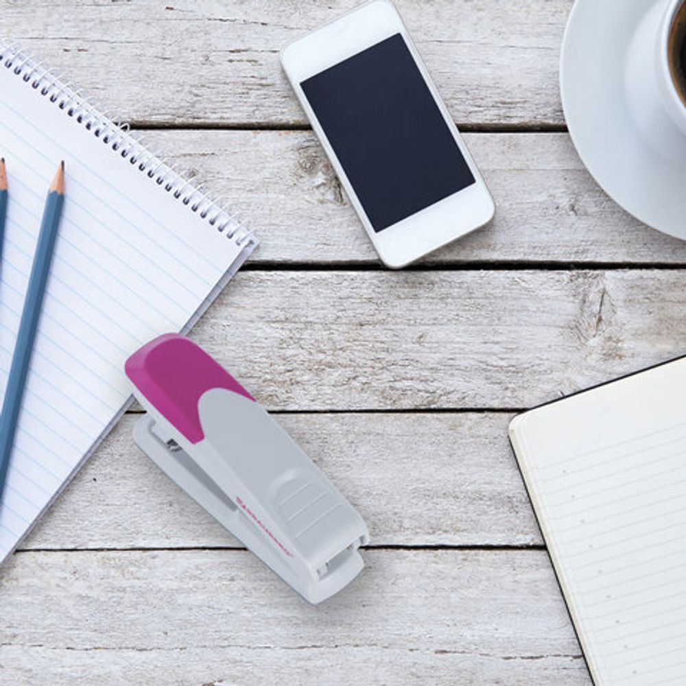 Степлер №24/6, 26/6 BRAUBERG "Delta", до 20 листов, с резиновой накладкой, серый, розовая вставка, 222557