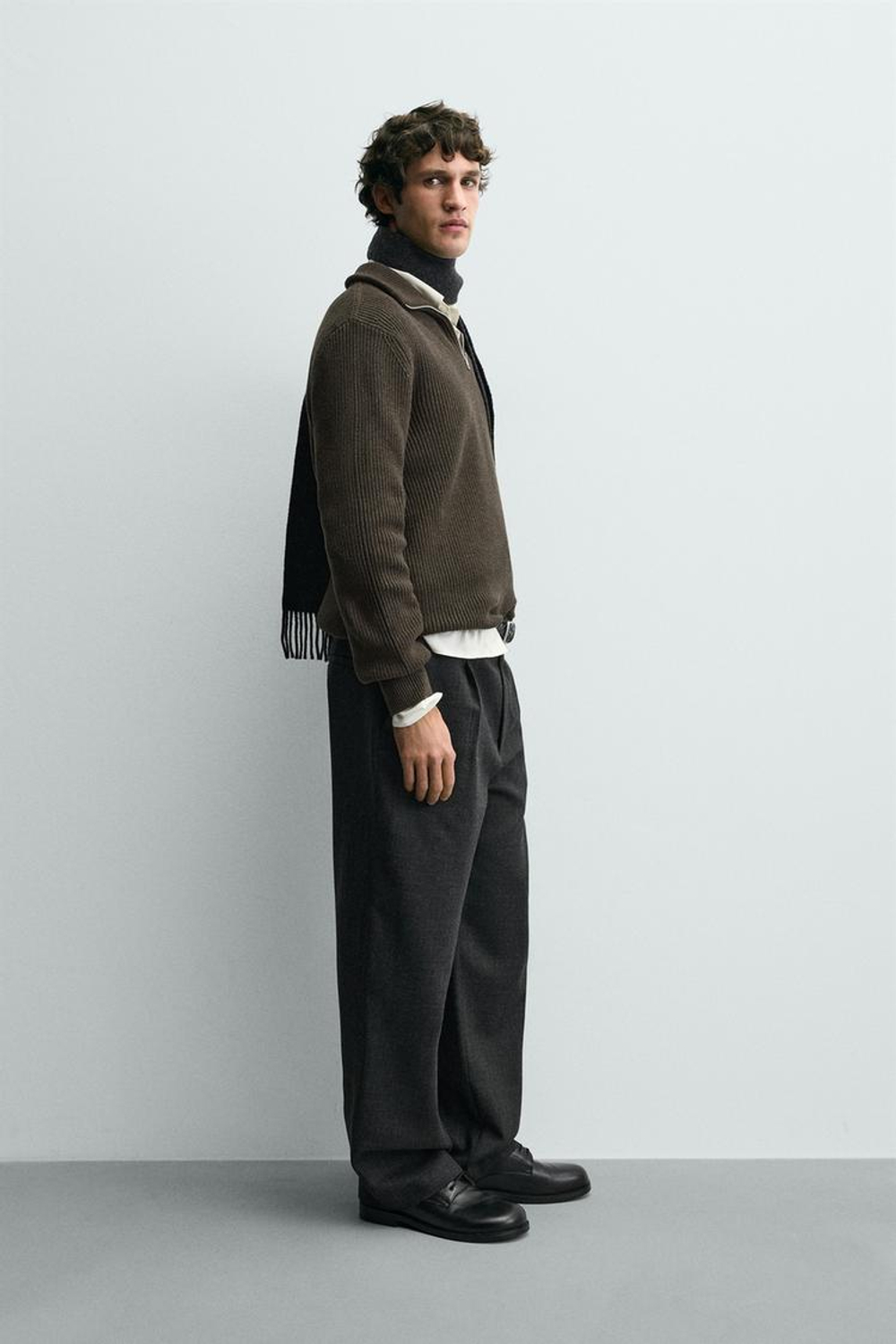 ZARA ДЖЕМПЕР ВЯЗАНЫЙ ЖЕМЧУЖНЫМ УЗОРОМ С ВОРОТНИКОМ НА МОЛНИИ, ШОКОЛАДНЫЙ