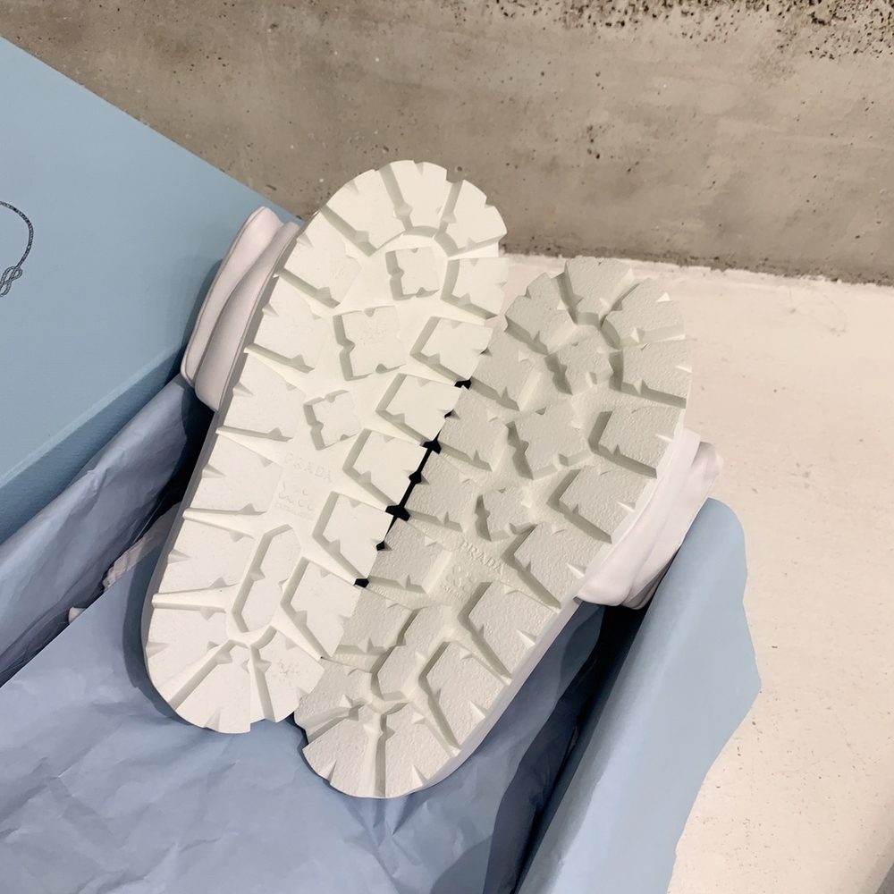 Prada Slides