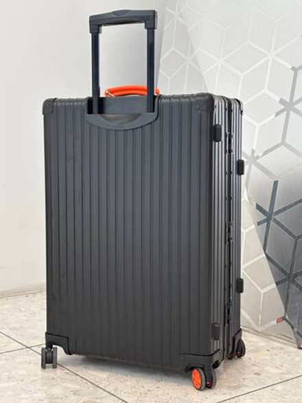 Чемодан Rimowa