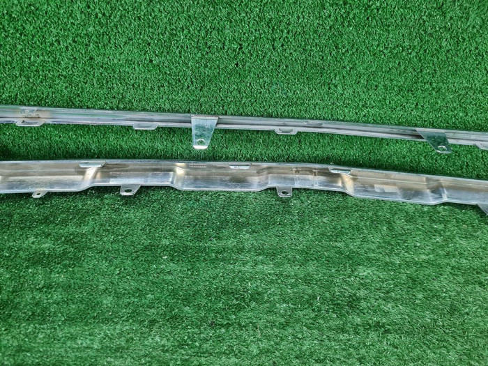 Накладка переднего бампера Mercedes GLK X204 (2012-2015)