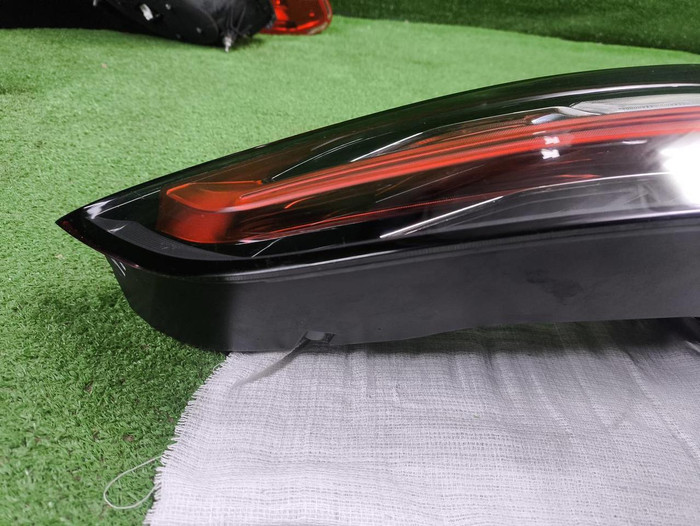 Фонарь левый внешний Porsche Cayenne 3 (2017-2023)