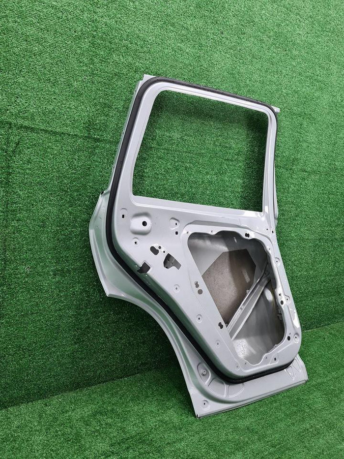 Дверь задняя левая BMW X3 G01 (2017-2024)