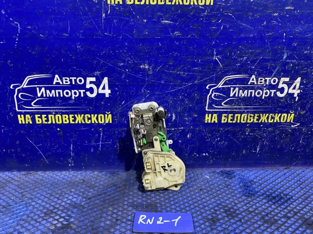 Замок двери задней левой Honda STREAM 2001