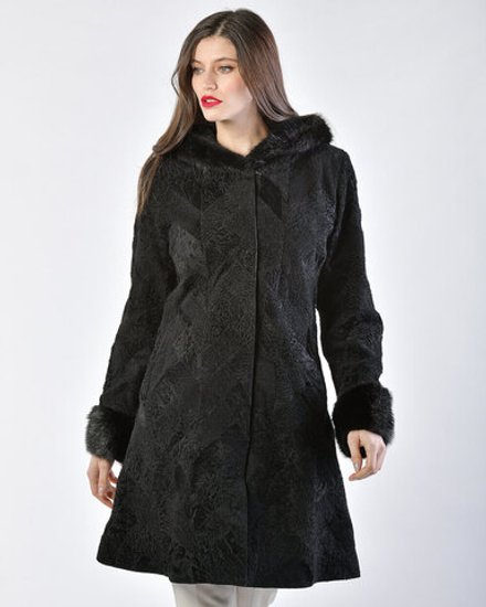 Шуба из астрагана с отделкой из меха норки