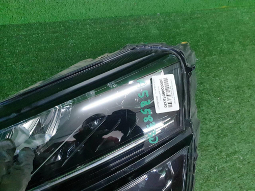 Фара левая Skoda Karoq (2017-2021) LED