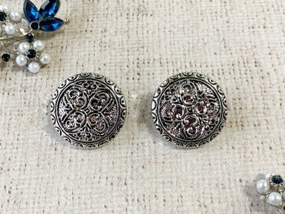 Пуговицы костюмные, d 2,5 см