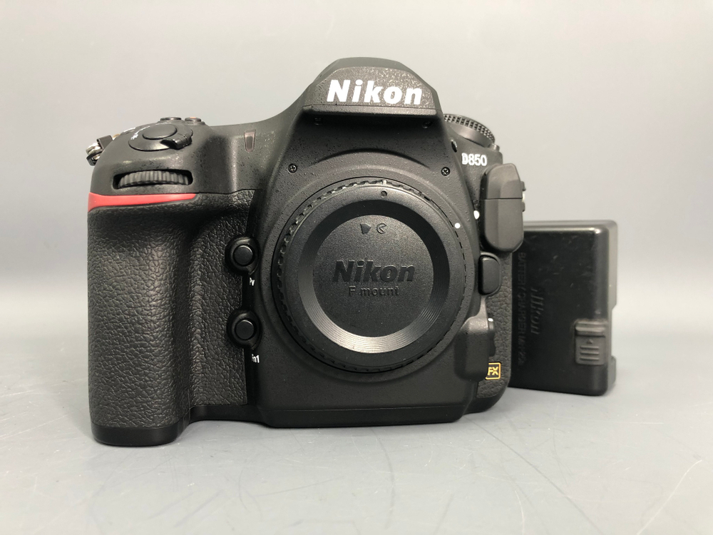 Nikon D850 24.300 кадров