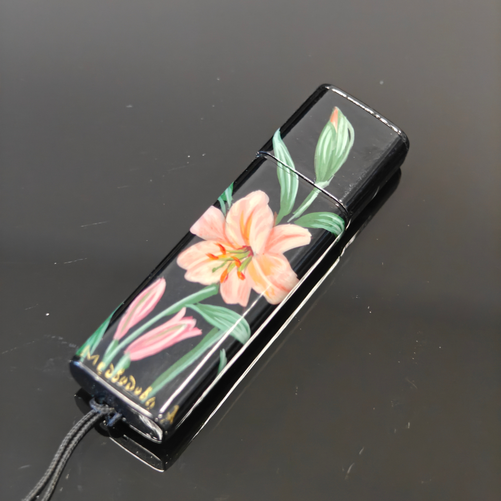 Флешка USB в футляре с ручной росписью "Лилии"