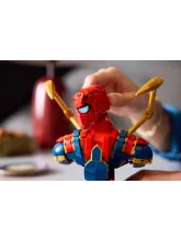 Конструктор Marvel 76326 Бюст Железного Человека-паука