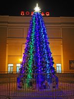 Уличная елка каркасная "Уральская сосна" (бело-зеленая леска) от 4 до 30 м