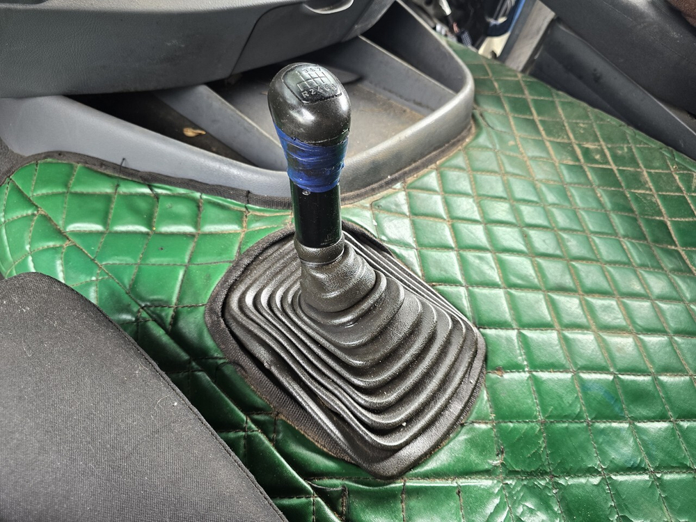 Рычаг (дефект) переключения передач 2018г.