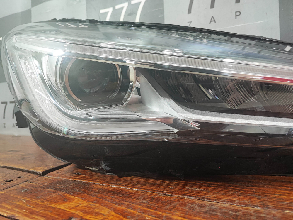 Фара правая LED Infiniti QX50 2 17-нв Б/У Оригинал 260105NS0A