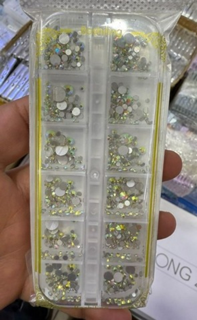 Дизайн для ногтей, набор страз микс голография