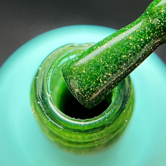 Гель-лак ENIGMA 10 мл. Disco color 06 светоотражающий