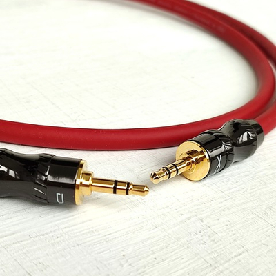 DAXX J69 Аудио кабель из посеребренной меди Мини-Джек 3.5мм (папа-папа), AUX. D=6mm