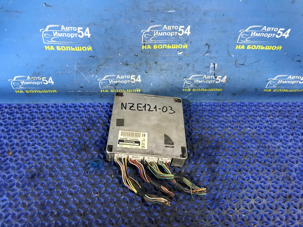 Компьютер двигателя TOYOTA FIELDER 2002