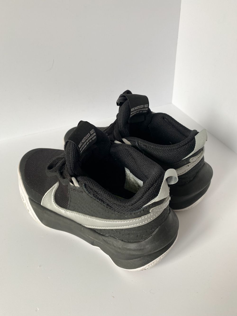 Кроссовки Nike, 36