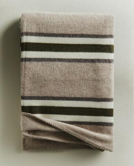 Zara Home плед из шерсти, хаки, в полоску, 140x190 см