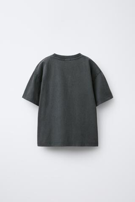 ZARA ФУТБОЛКА ИЗ ТКАНИ С ПРИНТОМ, АНТРАЦИТОВО-СЕРЫЙ