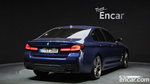 BMW 5 Series (G30) M550i xDrive (08.2021)