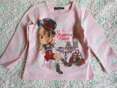 Лонгслив однотонный с принтом девушки