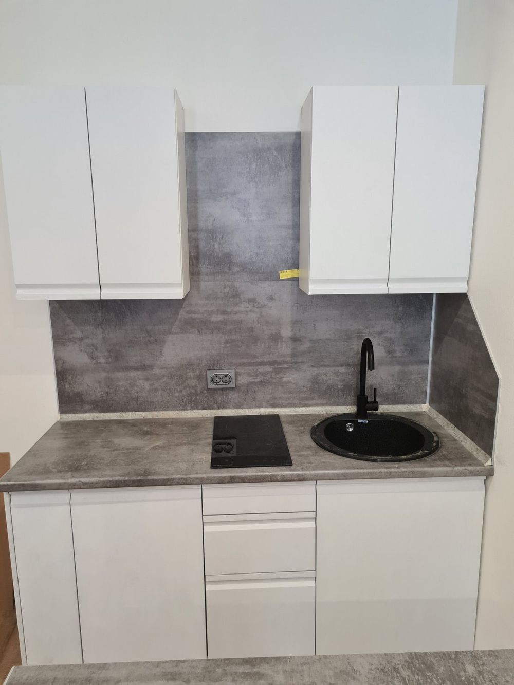 Модульная кухня "Бронкс" 1,8м Кварц