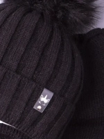 Шапка для девочки зимняя вязаная и снуд