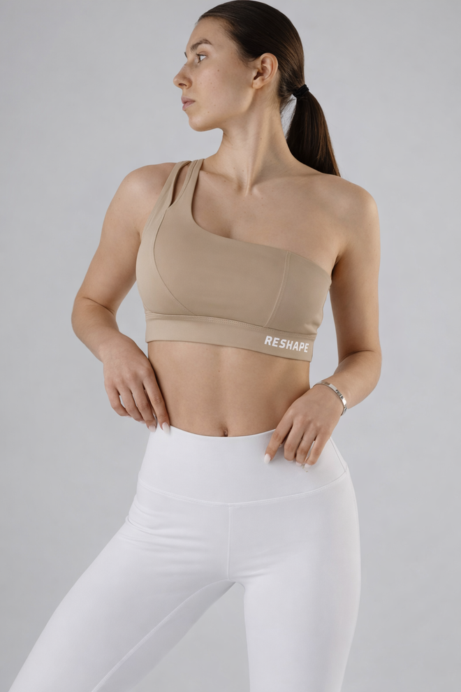 Спортивный топ на одно плечо